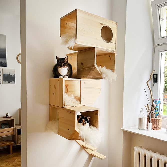 Catissa Wall Cat Tower by Catissa