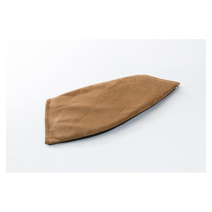 Giglio Cushion for Baco by Brando, view 3