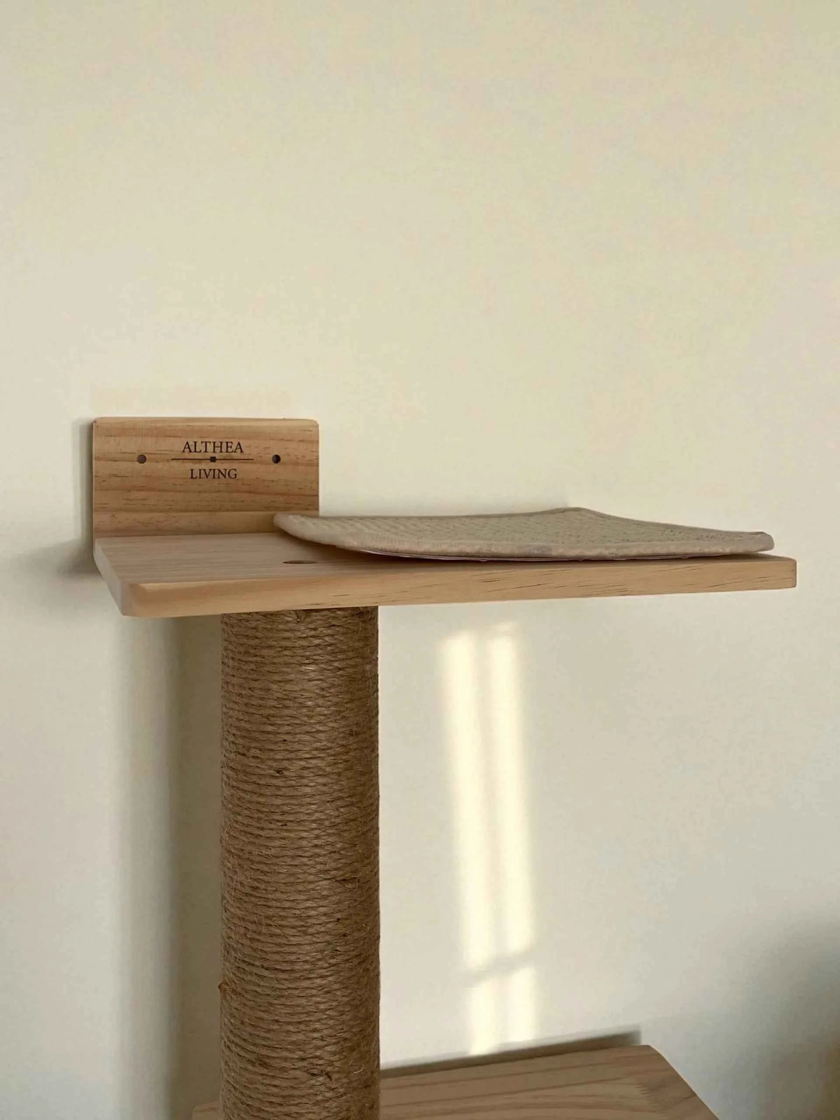 Salina Cat Scratching Tree