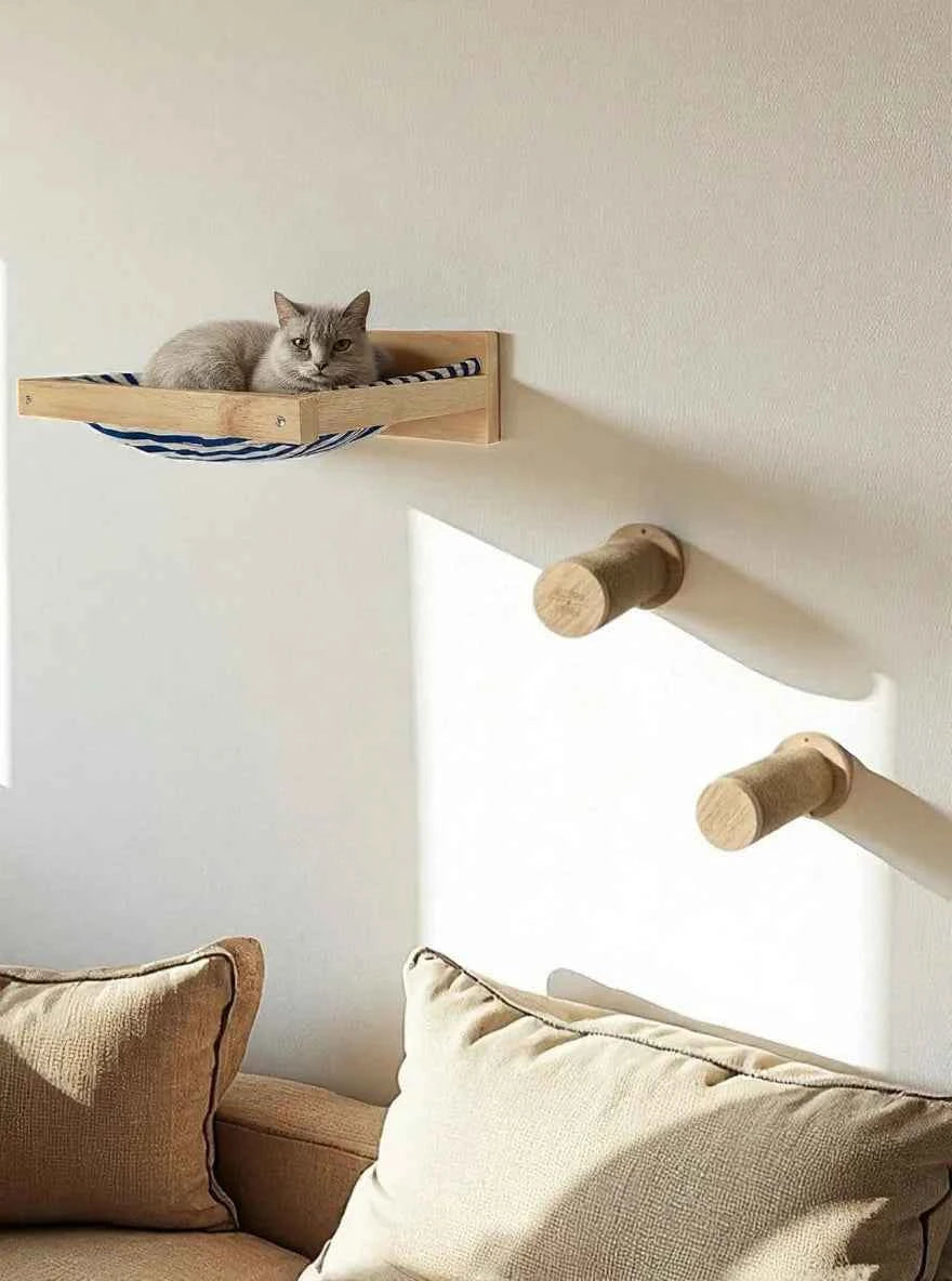 Coral Cat Climbing Shelf