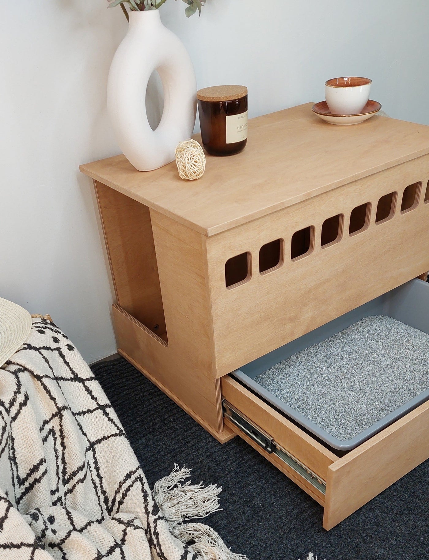 Cubo Mini Cat Litter Cabinet by Kokaa, view 4