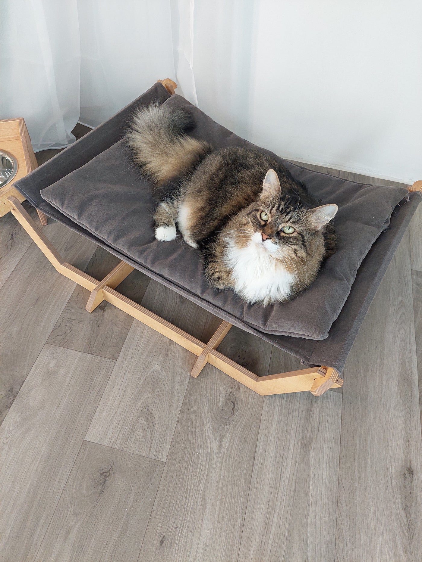 Plywood Cat Bed by Kokaa, view 2