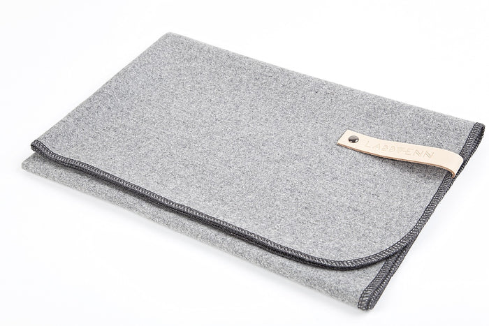 Asnen Blanket in Silver