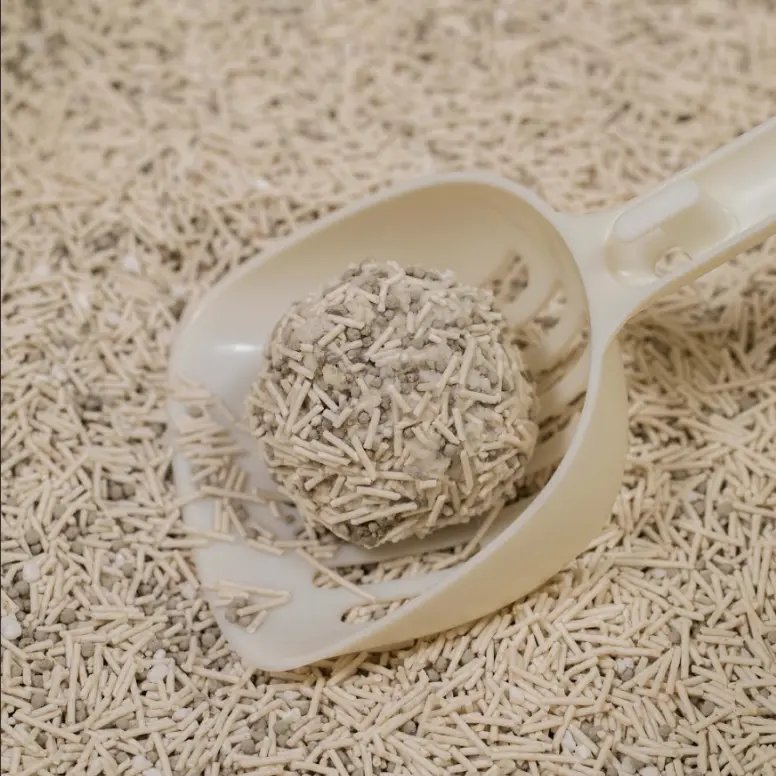 FurryTail Mixed Cat Litter clumping tofu and mineral blend (view 4)
