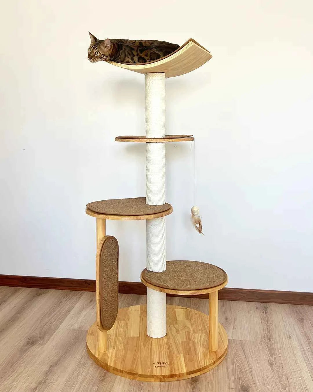 Gaviota Cat Scratching Tree