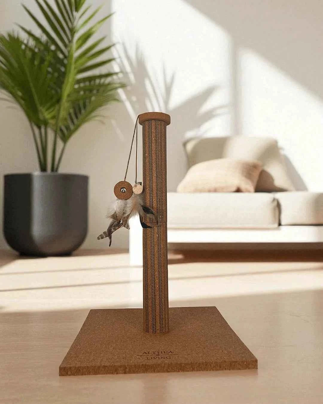 Brisa Cork Scratching Post