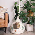 Leaf Cat Cave, Tail