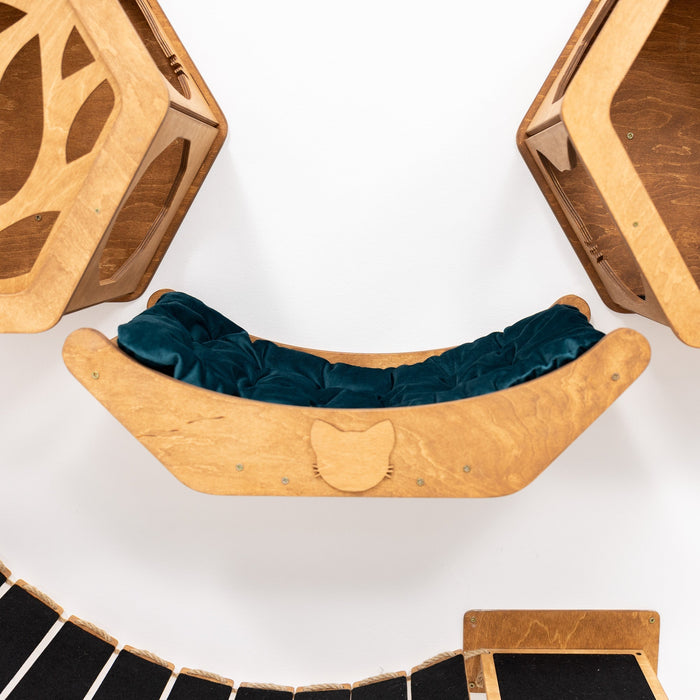 Wall Hexagon Cat House Set 2 Felt + Basket for Cats