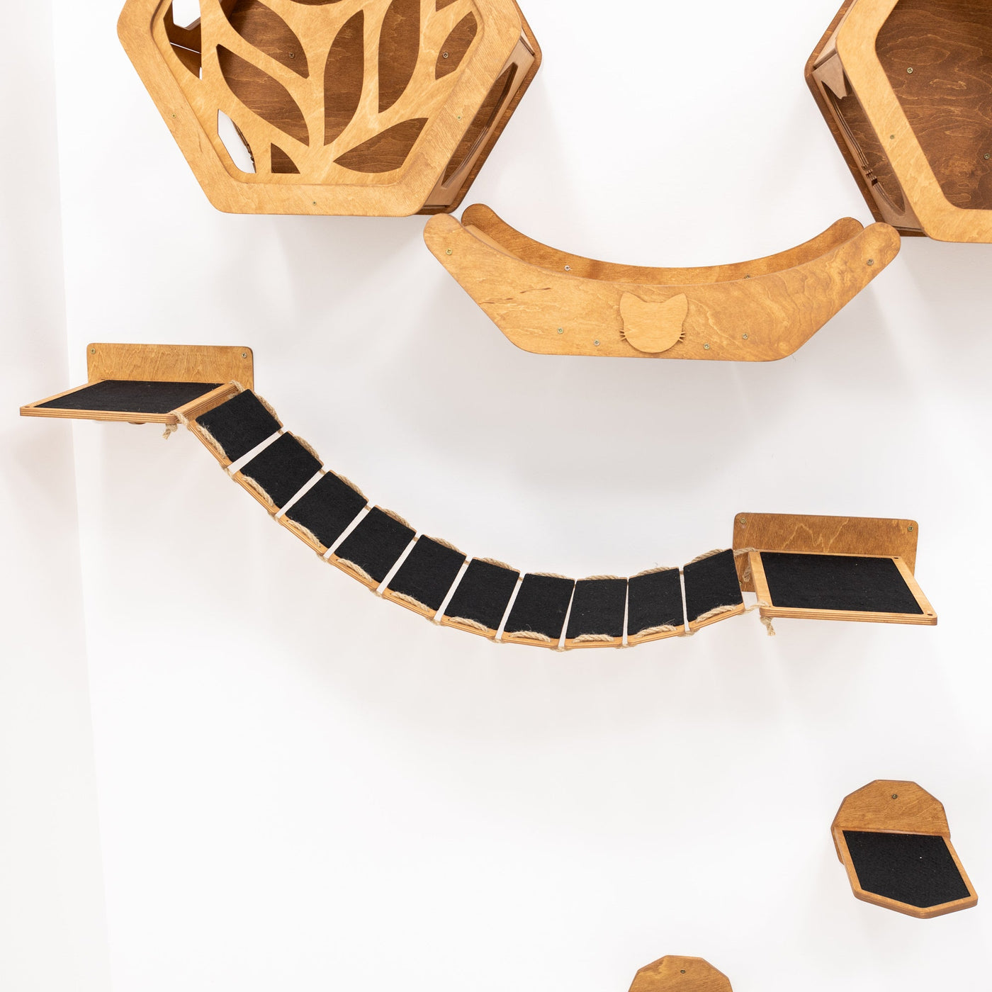 Wall Hexagon Cat House Set 3 Felt + Cat Bridge S
