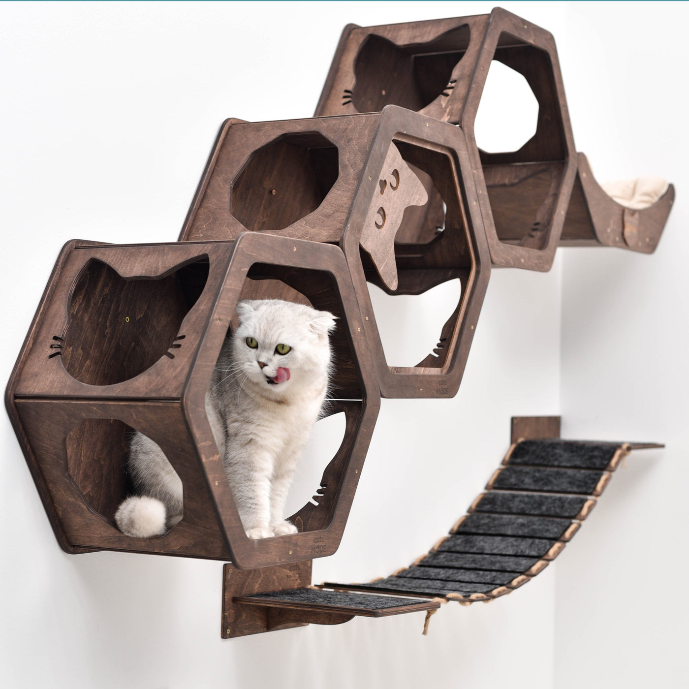 Wall Hexagon Cat House Set 3 Felt + Basket for Cats