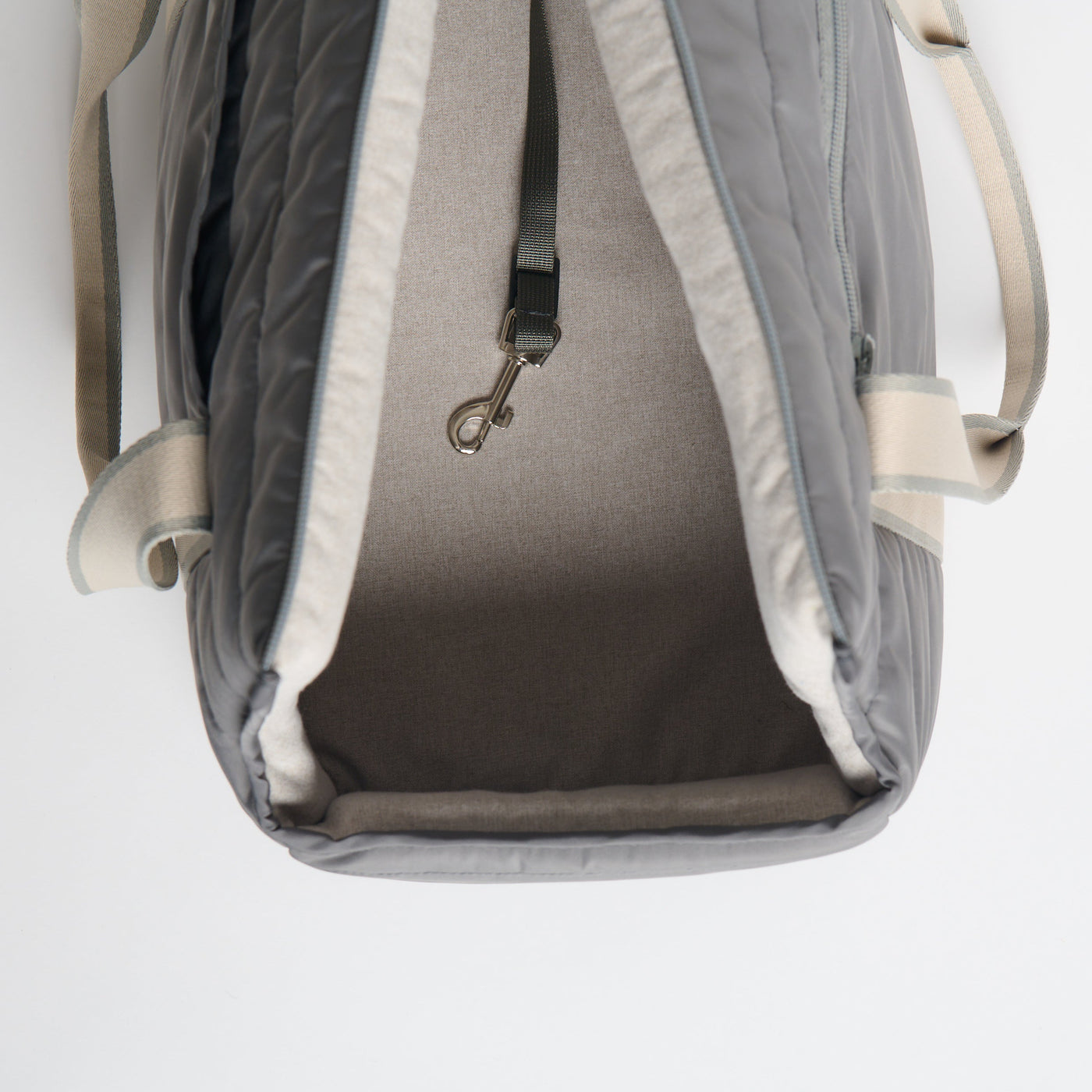 Nooee Finn quilted cat carrier travel bag