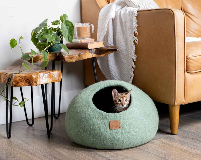 Felted Wool Cat Cave, Round