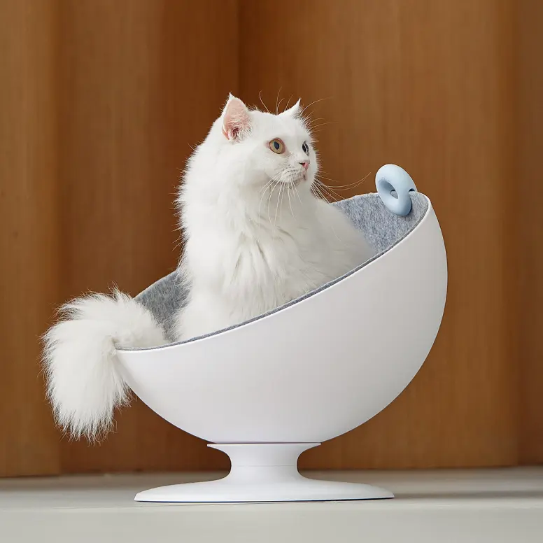 FurryTail Boss Cat Bed modern swiveling cat lounger (view 3)