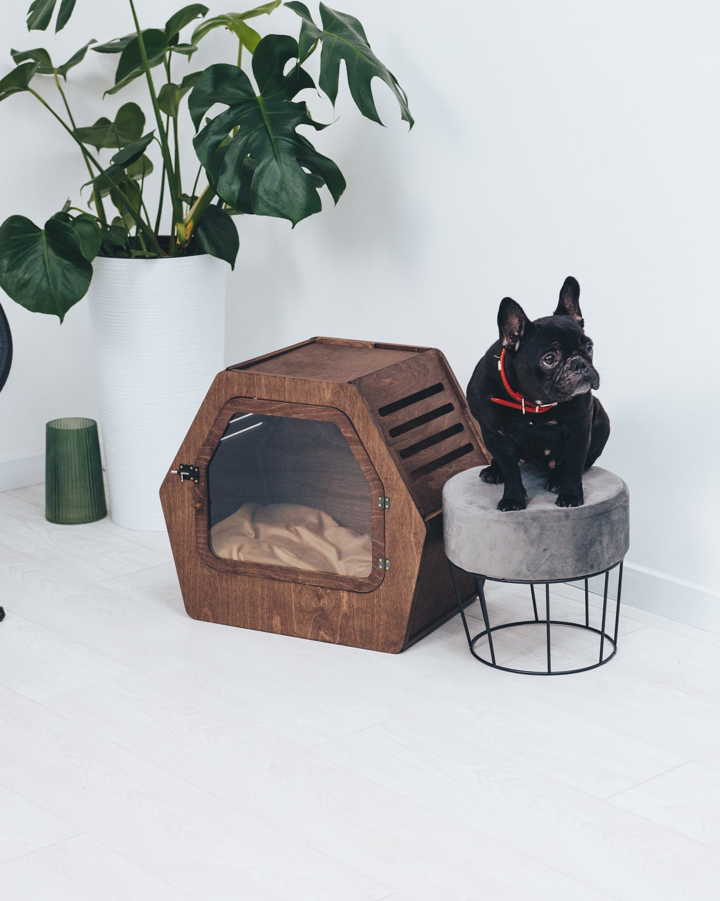 PET HOUSE Color Dark Walnut