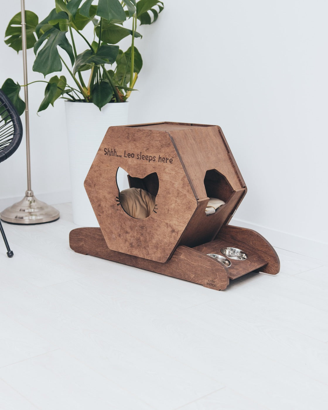 Hexagon Cat House Grey