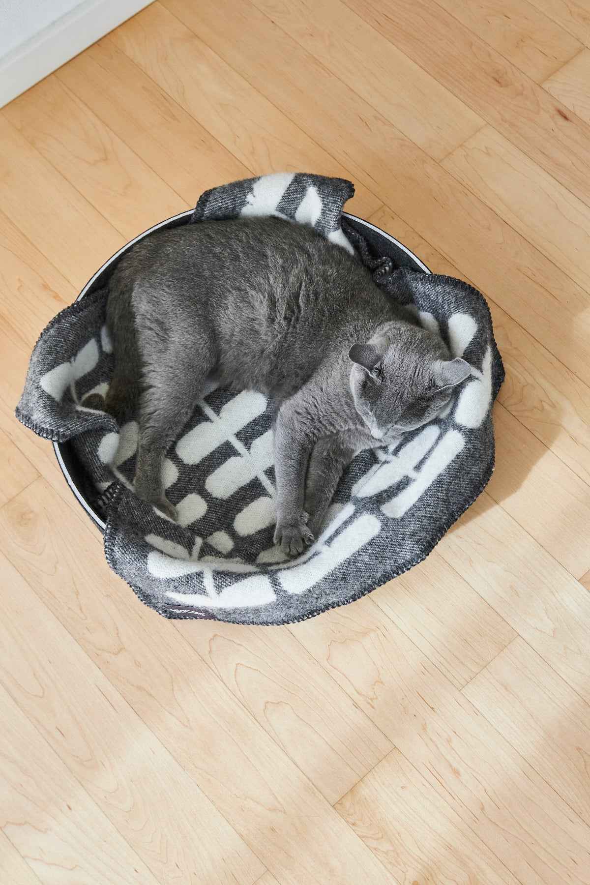 Flora Cat Blanket