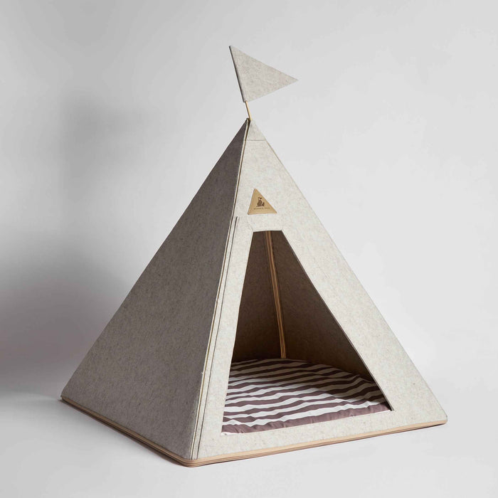 Nooee Tucker felt cat teepee, L size