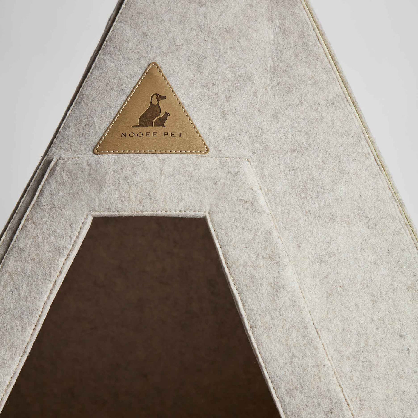 Nooee Tucker felt cat teepee, L size