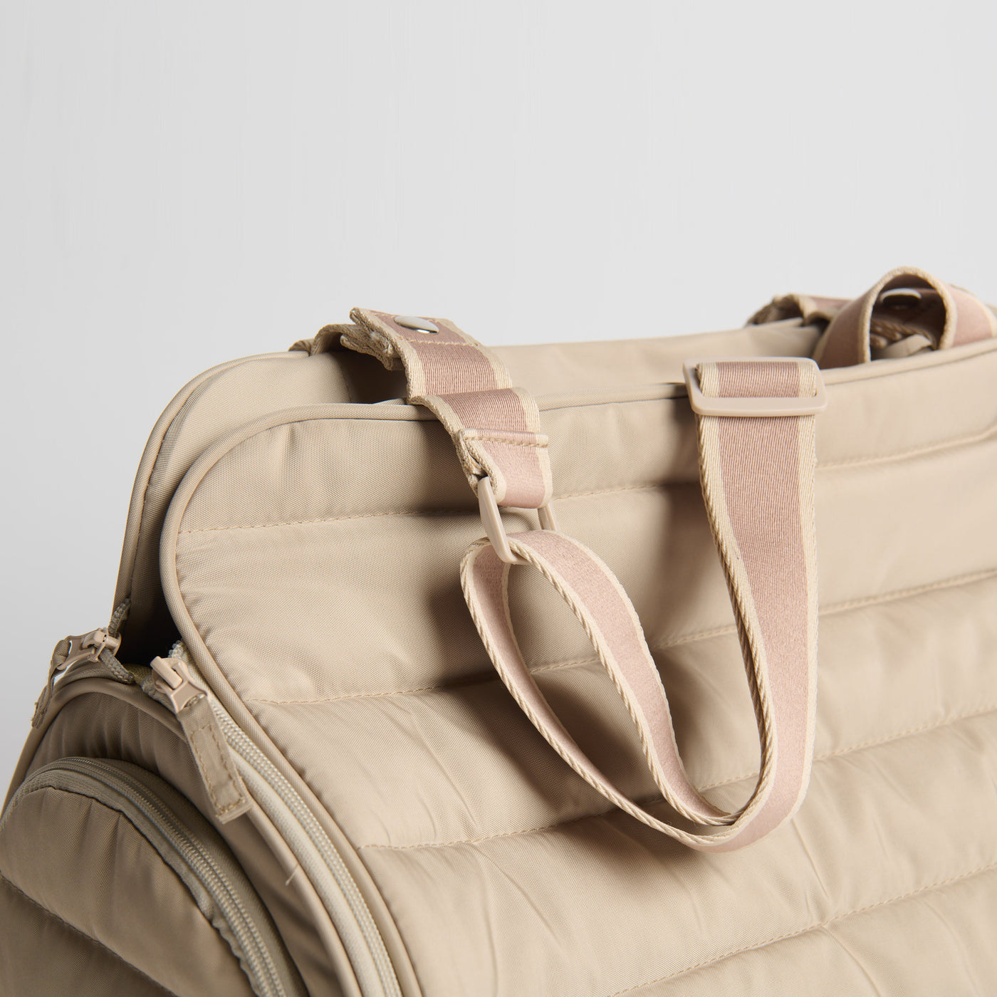 Nooee Oliver quilted cat carrier travel bag