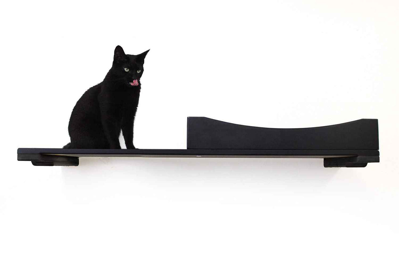 Wall-mounted bamboo cat bed with a curved front ledge and faux fur pad