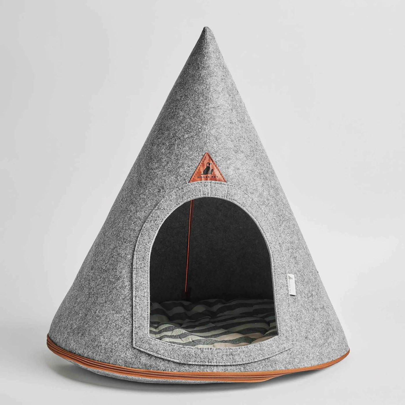 Nooee Harry felt cat cave in Gray, XXL size