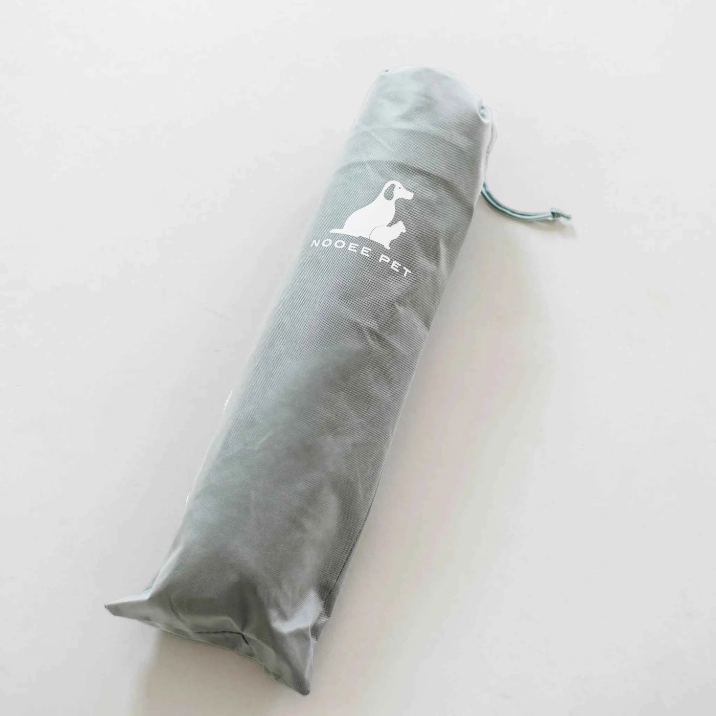 Nooee Lucy felt cat cave in Gray, M size