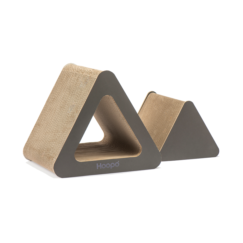 Triangle Scratcher in Black