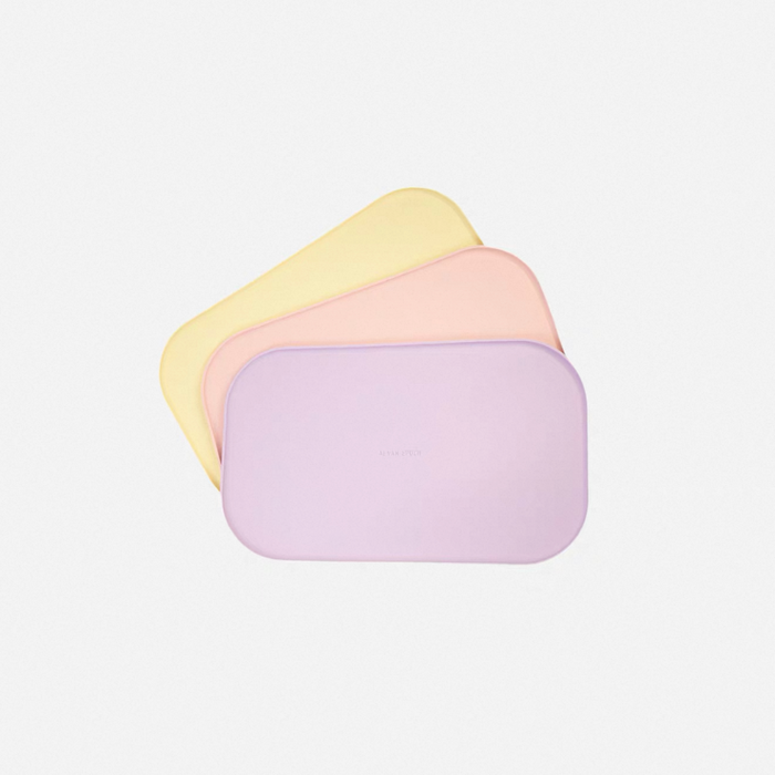 Aevan Epoch silicone cat feeding mat with raised edges
