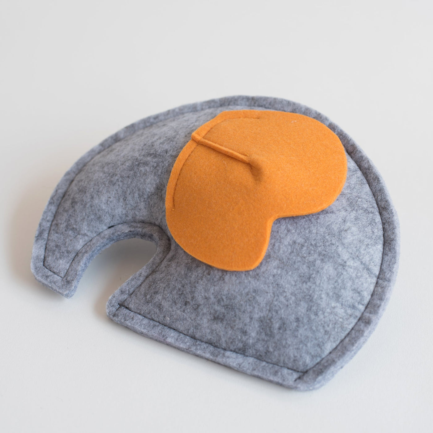 Nooee handmade felt animal cat toy