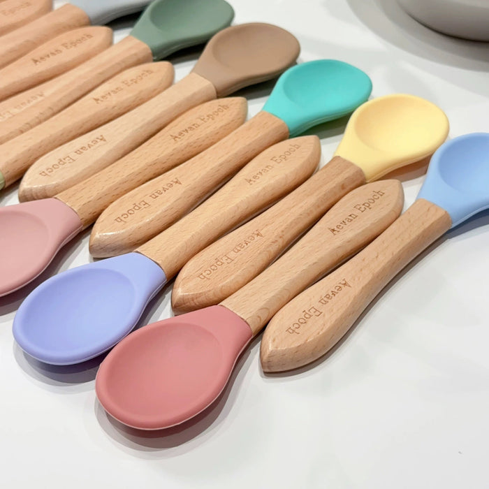 Aevan Epoch beechwood silicone cat feeding spoon