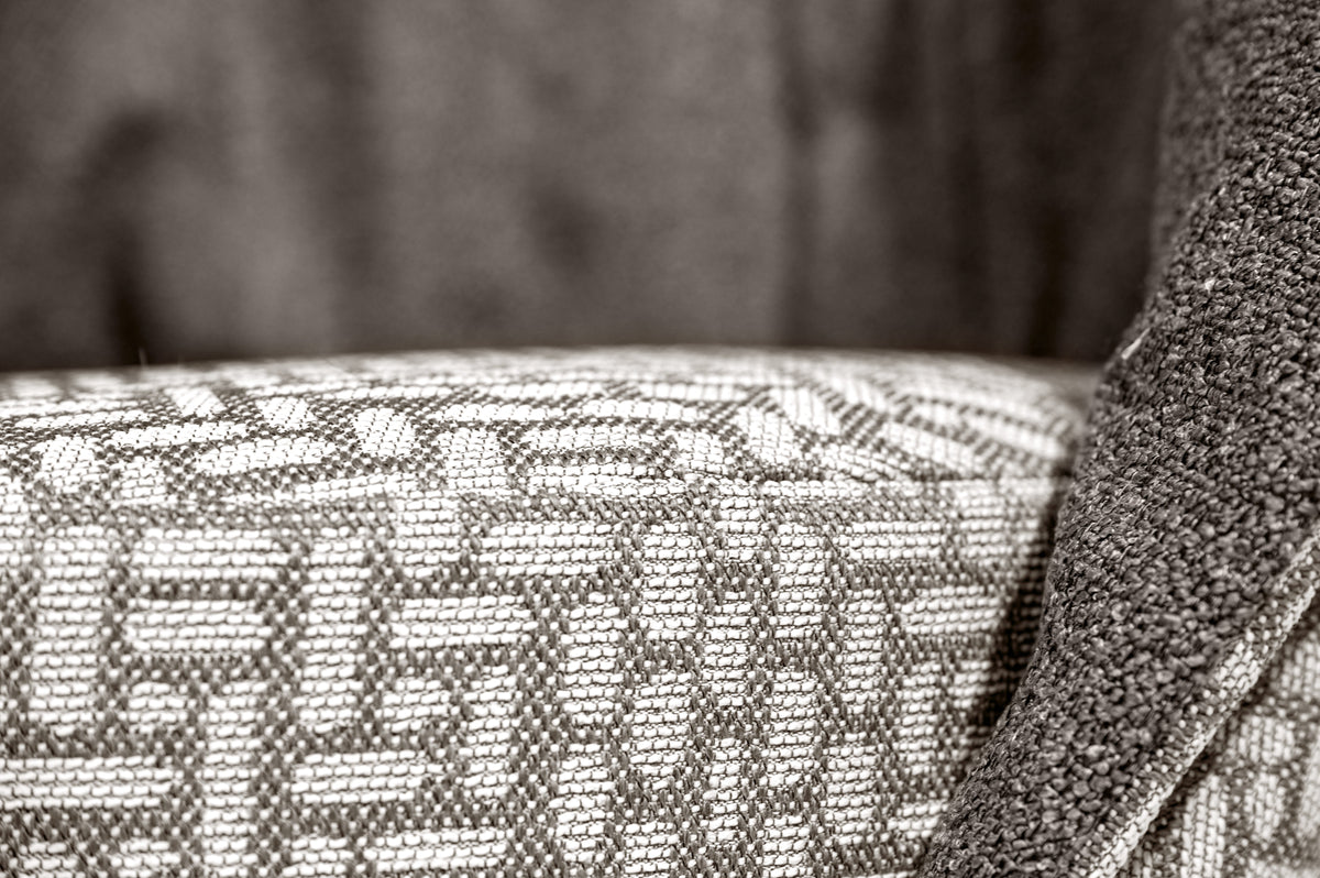 Tulipano Outdoor Pet Bed Beige