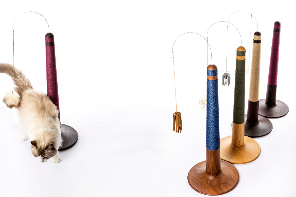 Pharos Cat Scratcher by Brando