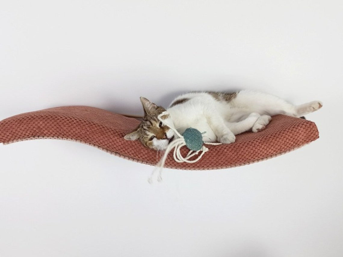 Wave Cat Wall Shelf, 95 cm Unsymmetrical Right by Cat's Atelier, view 4