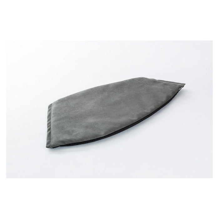 Giglio Cushion for Baco by Brando, view 2