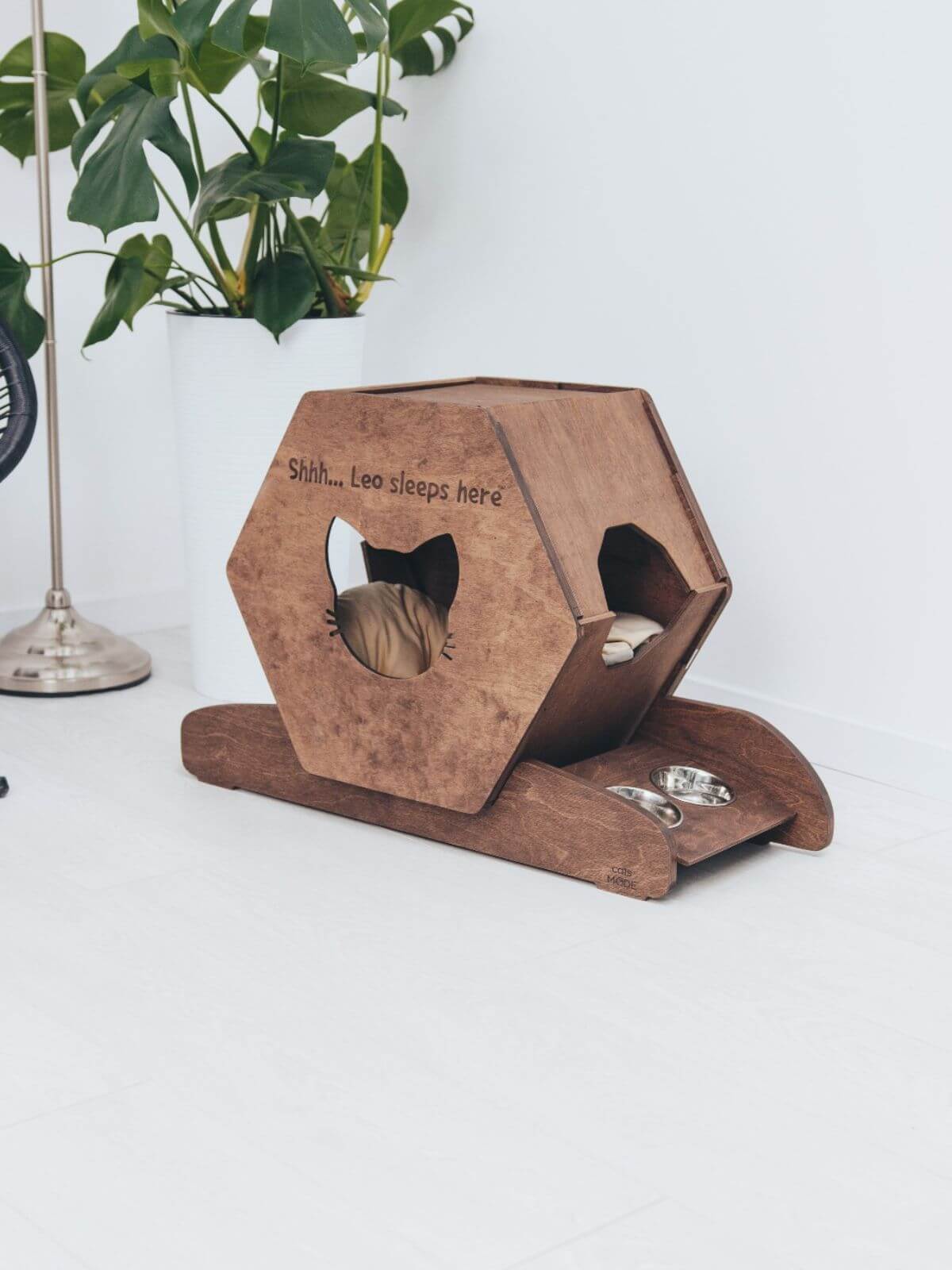Hexagon Cat House White