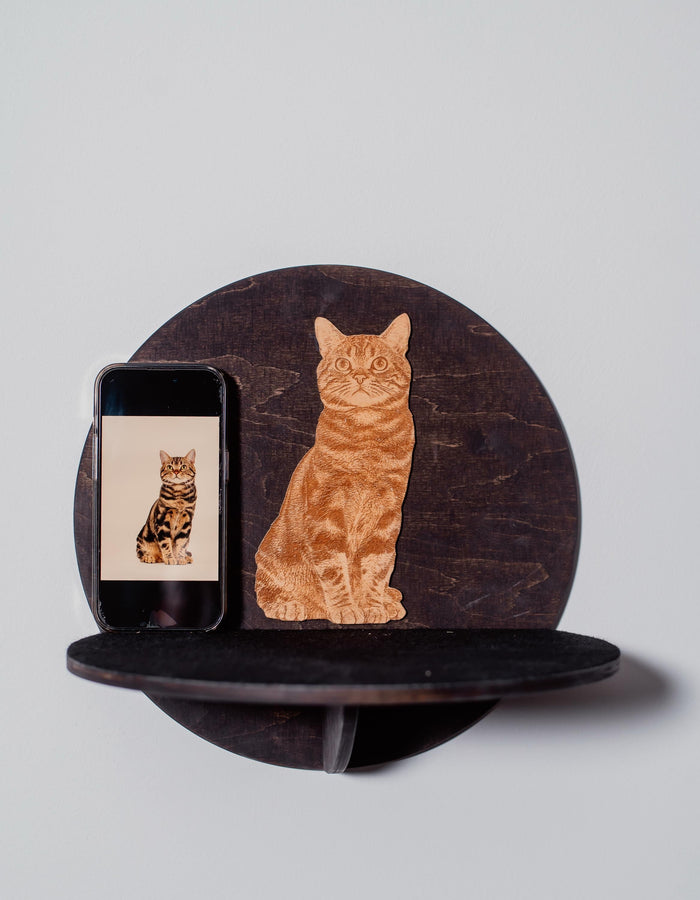 Engraved pet portrait cat shelf, Cats Joys
