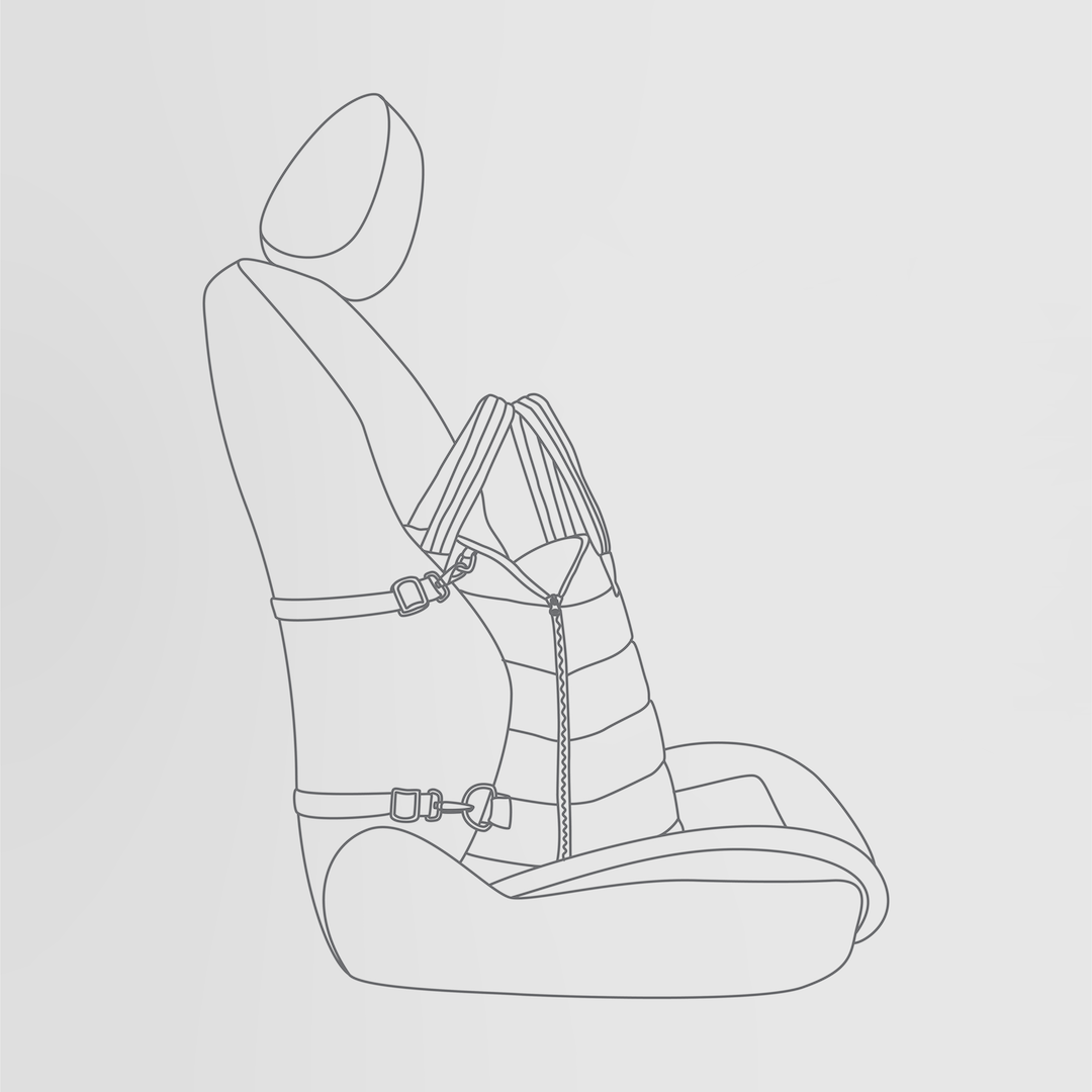 Nooee Lola padded cat car seat in cream