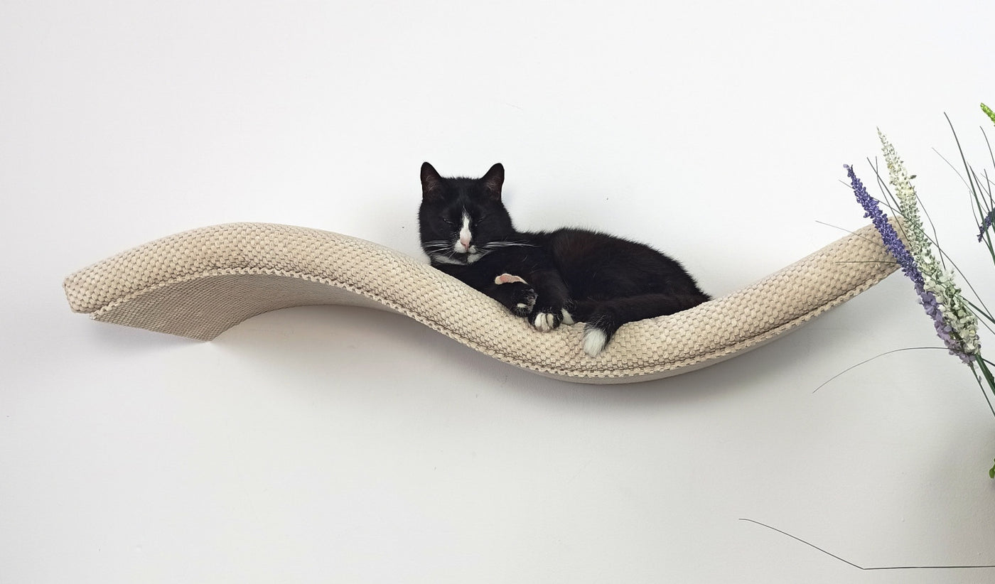 Wave Cat Wall Shelf, 75 cm Symmetrical Right by Cat's Atelier, view 14