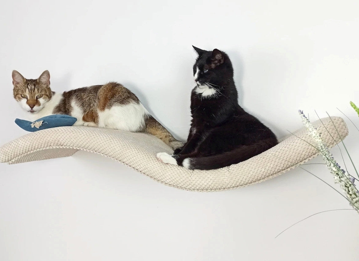 Wave Cat Wall Shelf, 75 cm Symmetrical Right by Cat's Atelier, view 8