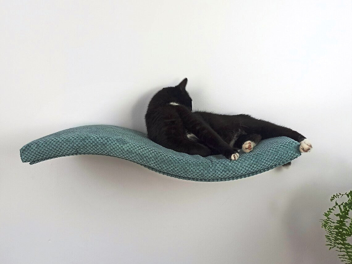 Wave Cat Wall Shelf, 75 cm Symmetrical Right by Cat's Atelier, view 3