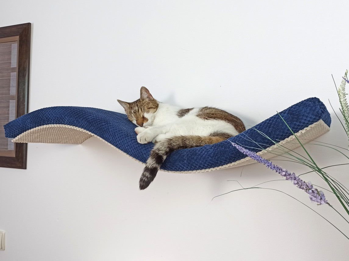 Wave Cat Wall Shelf, 75 cm Symmetrical Right by Cat's Atelier, view 9