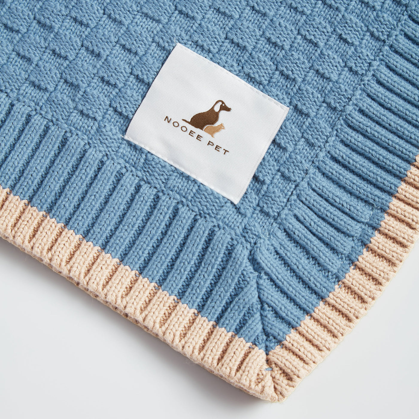 Nooee Cory organic cotton cat blanket